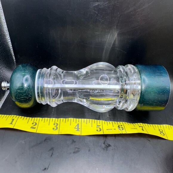 Vintage Cooks Club Acrylic/Lucite Wood Top Pepper Grinder Shaker Dark Blue Wood - Picture 7 of 7